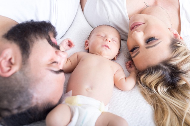 Papa au foyer : Briser les stéréotypes et naviguer dans un nouveau rôle